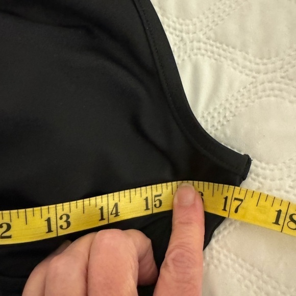 😊Venus Swim Dress size 14😊 black , tummy slimming panel mesh overlay - Picture 7 of 8